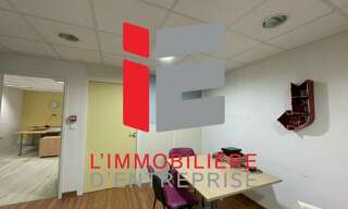 Bureau  130 m² à louer à Lorient (56100)
