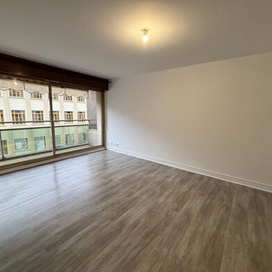 Appartement 4 pièces 1070 €