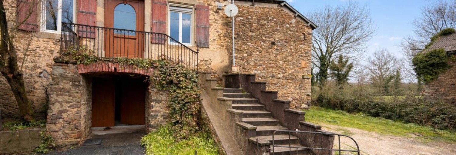Maison 4 Pièces 93 m² à vendre à Lédergues (12170)
