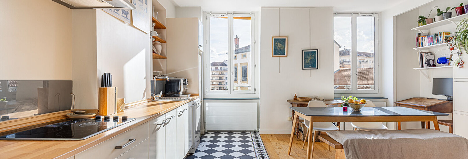 Appartement 3 Pièces 76 m² à vendre à Lyon 7 (69007)