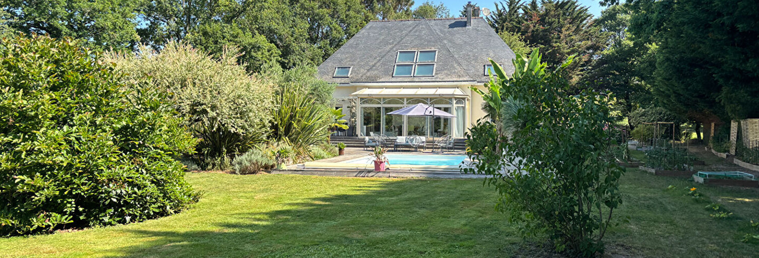 Maison 11 Pièces 237 m² à vendre à Grandchamp-des-Fontaines (44119)