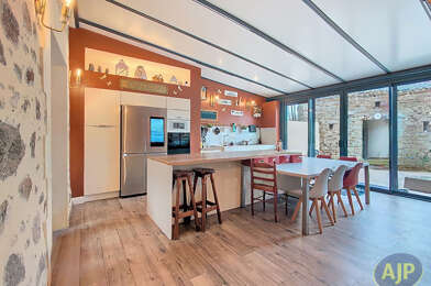 Maison 12 pièces 369990 €