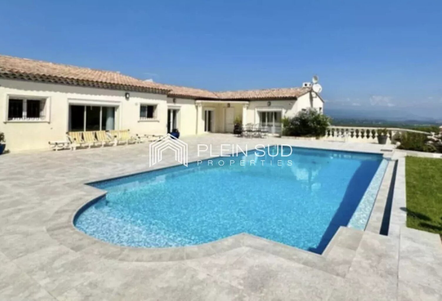 Vallauris, superbe maison a vendre. — photo 1