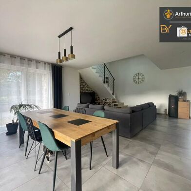 Maison 5 pièces 299250 €