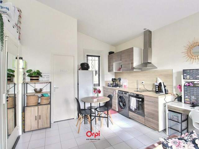 Investissement, patrimoine, 3 appartements, 2 locaux, 186m², 3 appartements, 2 locaux, Le Petit Bosquet, Montolivet, 13012 Marseille - 13012 - Petit Bosquet - ORPI — photo du bien