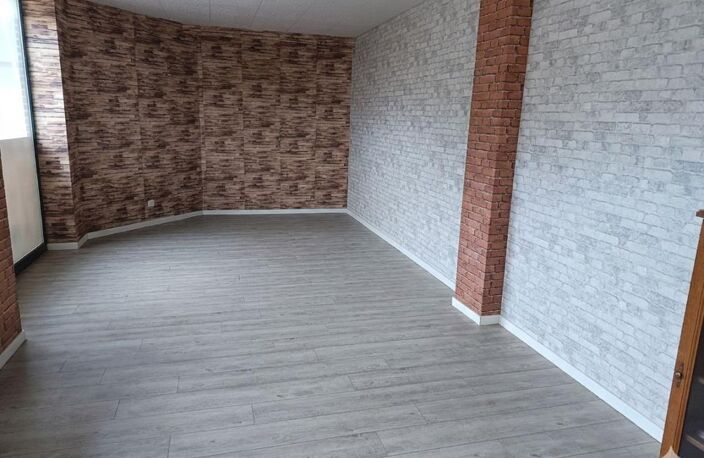 Local commercial — photo 2