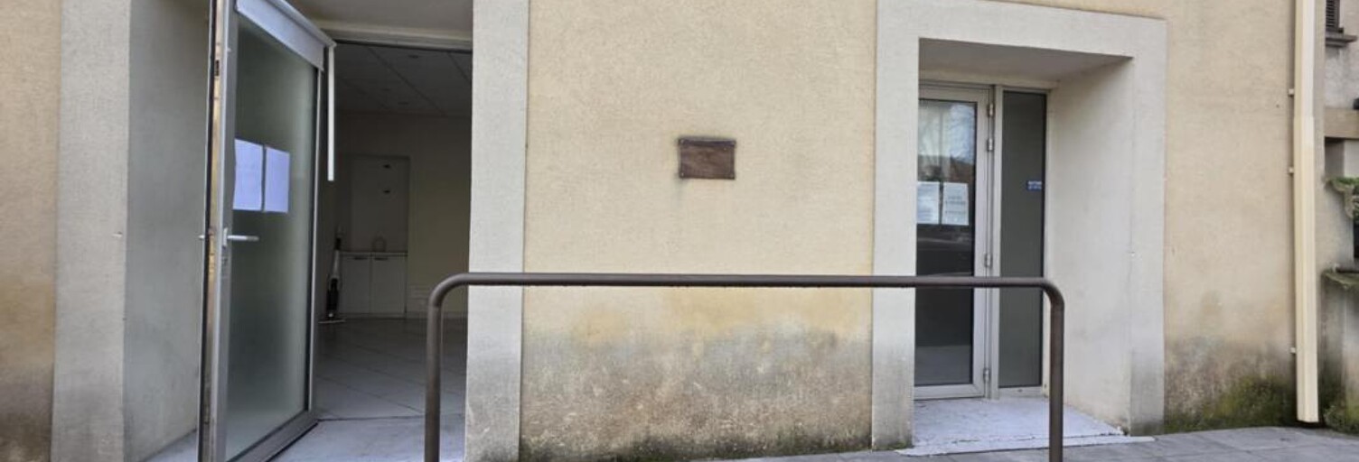 property.type.service   m² à vendre à Avignon (84140)