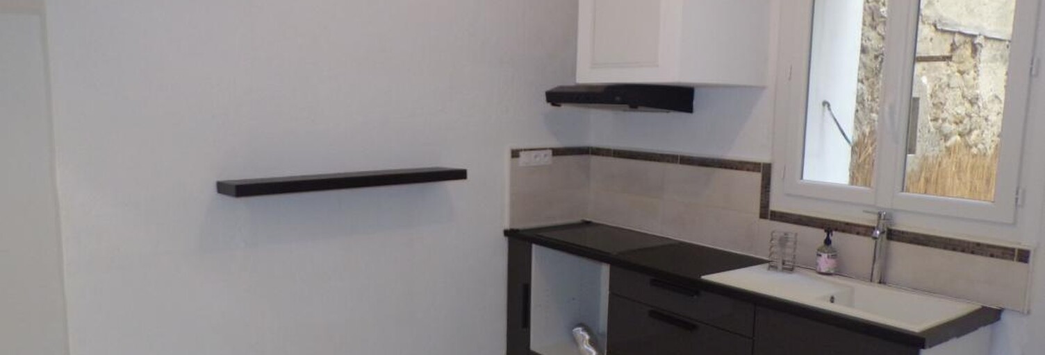 Appartement 2 Pièces 31 m² à louer à La Tour-d'Aigues (84240)