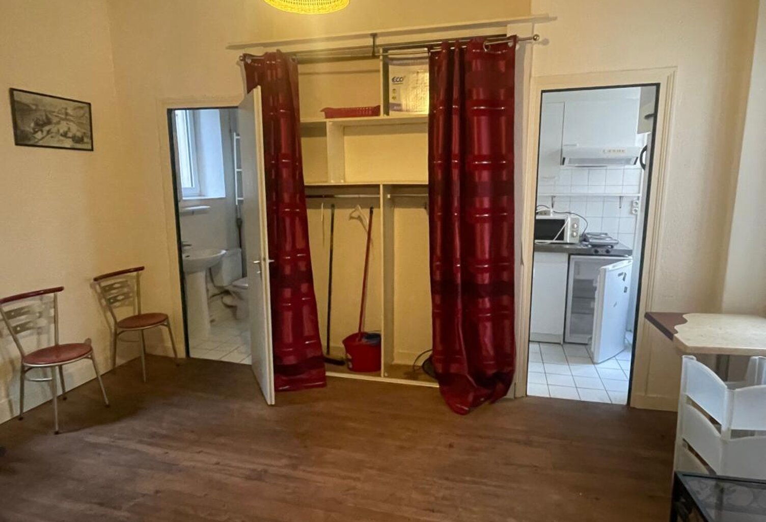 Appartement À Louer — photo 1