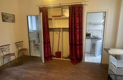Appartement À Louer — photo du bien