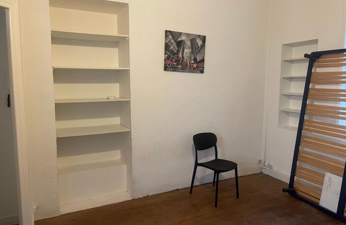 Appartement À Louer — photo 2