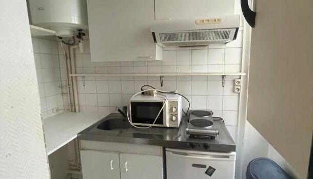 Appartement 1 pièces  à louer Rochelle (La) 17000