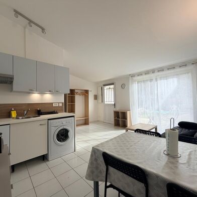 Appartement 1 pièces 590 €