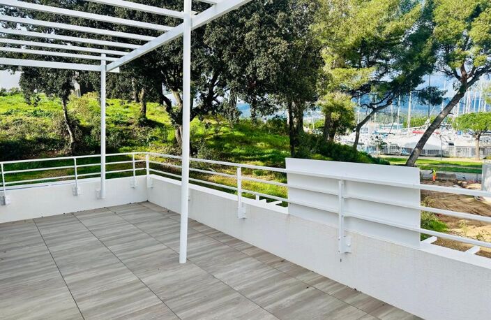 Maison À Vendre T5 Neuve + Garage La Seyne sur Mer Corniche du bois sacré — photo 2