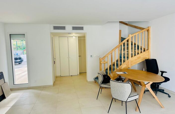 Maison À Vendre T4 Neuve + Garage La Seyne sur Mer Corniche du bois sacré — photo 2