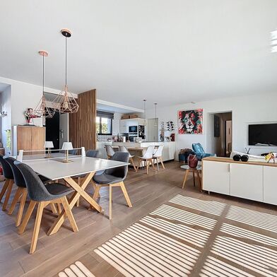 Maison 5 pièces 629000 €