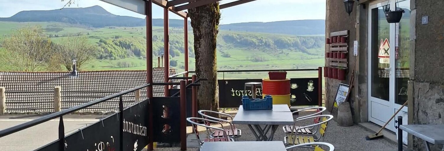 Commerce 5 Pièces 153 m² à vendre à Chaudeyrolles (43430)