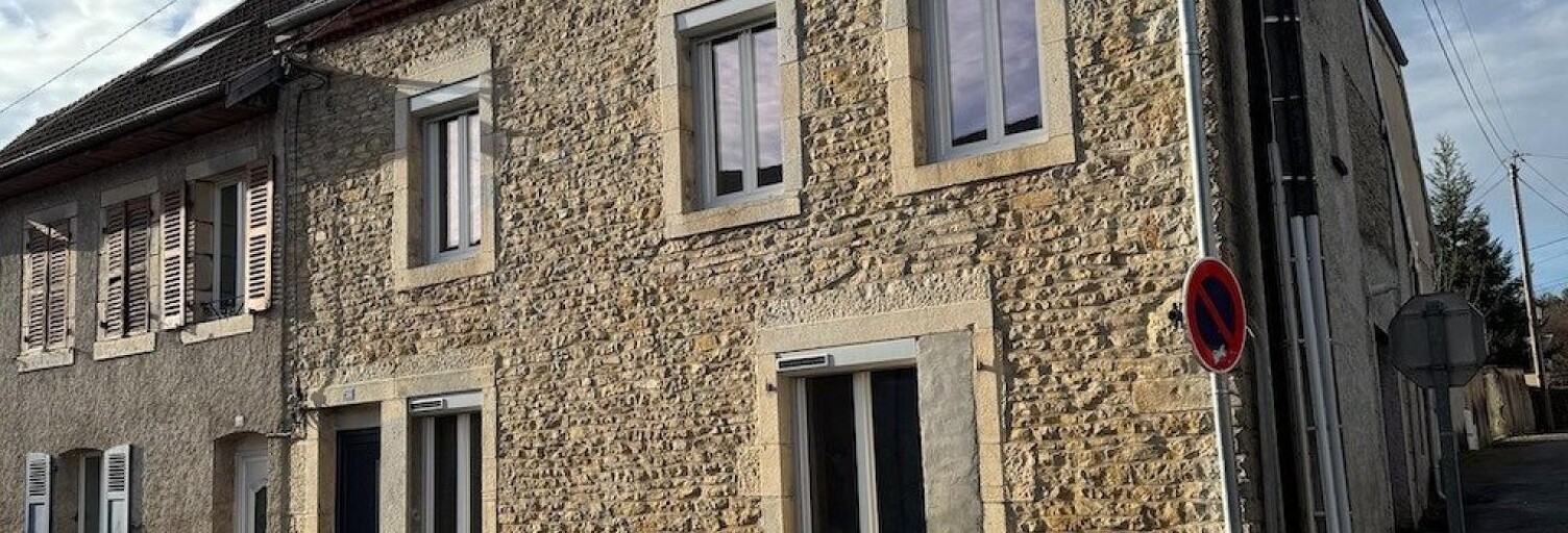 Maison 5 Pièces 101 m² à vendre à Marchaux-Chaudefontaine (25640)