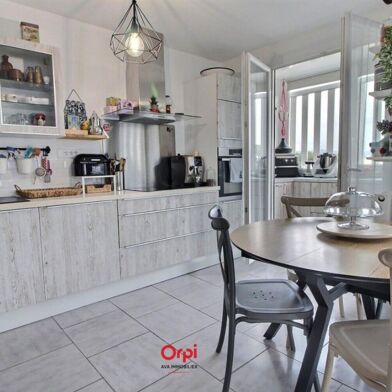 Appartement 4 pièces 224000 €