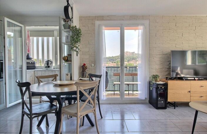 Appartement À Vendre — photo 3