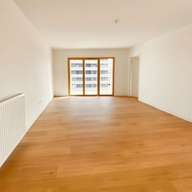 Appartement 4 pièces 300500 €