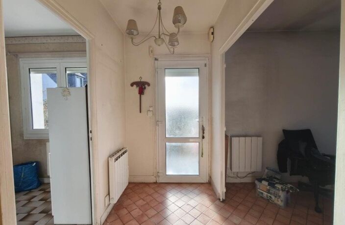 Maison située dans le bourg de Pleugueneuc — photo 2