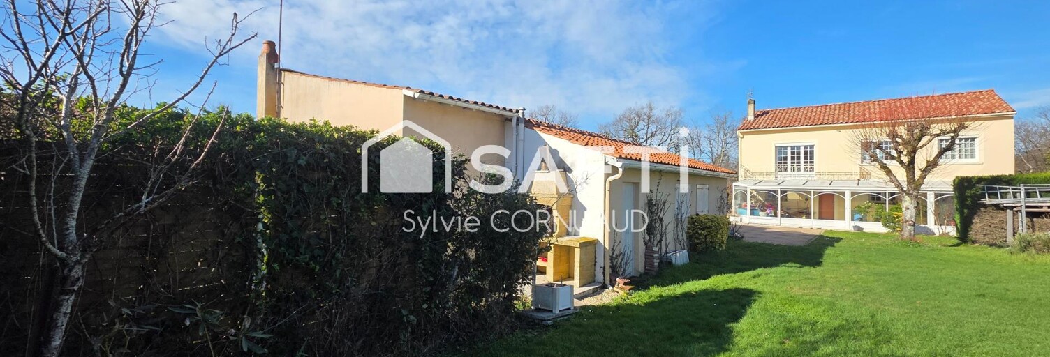 Maison 9 Pièces 198 m² à vendre à Fontcouverte (17100)