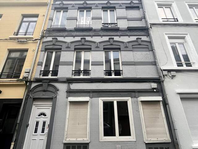 Investissez sans attendre : immeuble déjà loué offrant un rendement immédiat et une gestion simplifiée. — photo du bien
