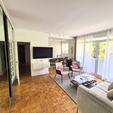 Appartement 3 pièces 355670 €