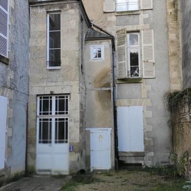 Immeuble  498750 €