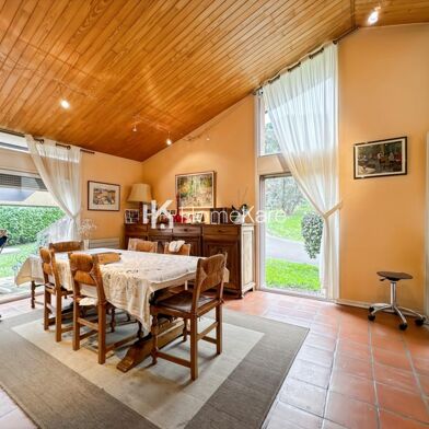 Maison 6 pièces 499000 €