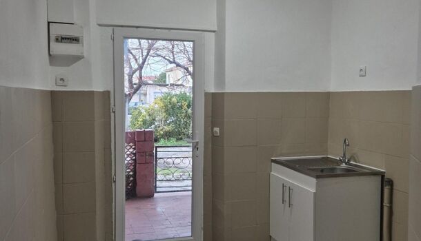 Appartement 1 pièces  à louer Marseille 11eme 13011