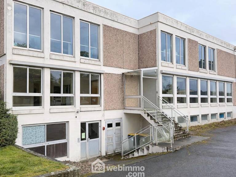 Bureaux - 132m² - Laon — photo 1
