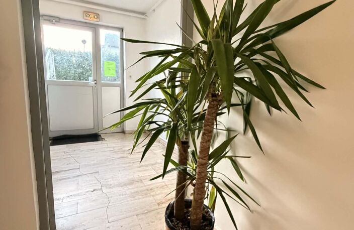 Bureaux - 132m² - Laon — photo 2