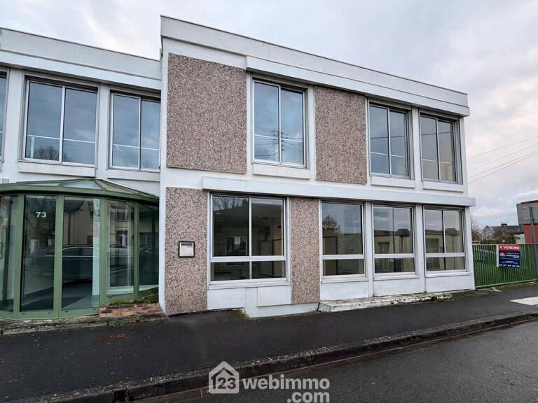 Bureaux - 79m² - Laon — photo 1