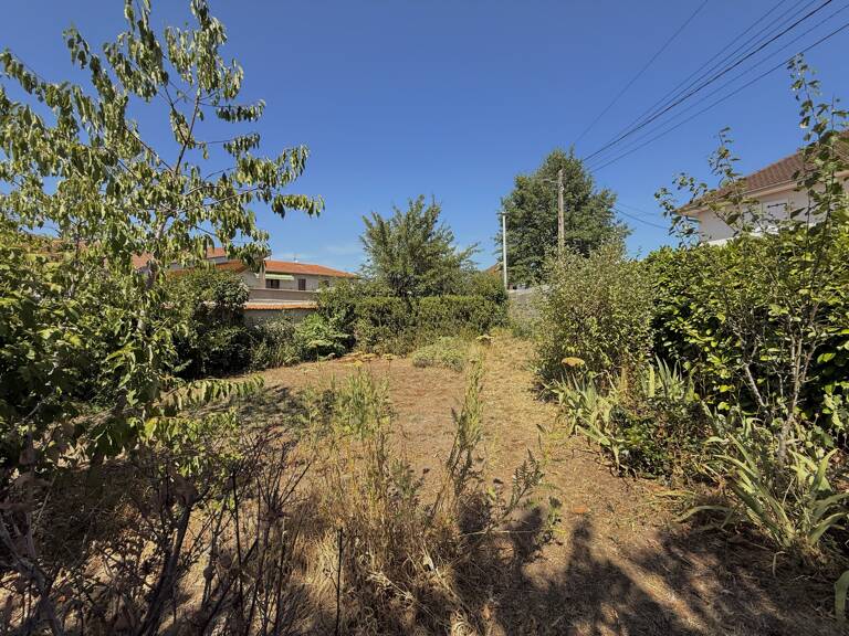 Terrain à construire  230 m²  — photo 1
