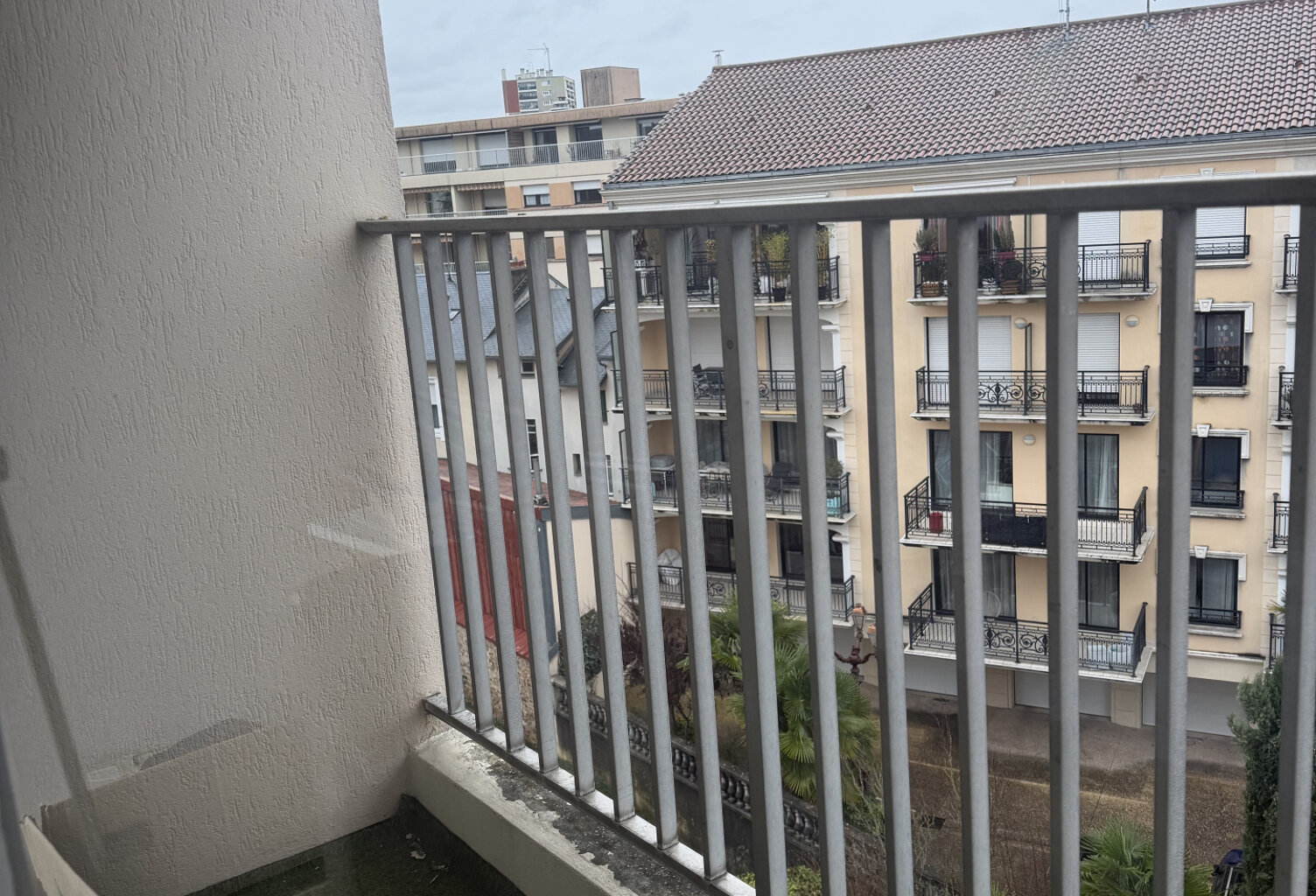 Limoges centre ville F1 avec parking — photo 1