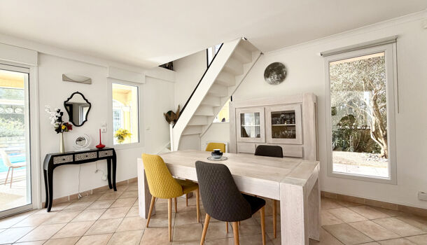 Villa / Maison 5 pièces  à vendre Vauvert 30600