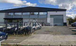 Local industriel  1898 m² à louer à Morangis (91420)