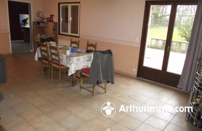 Maison sur sous sol complet avec terrasse et 17 ares de terrain — photo 5