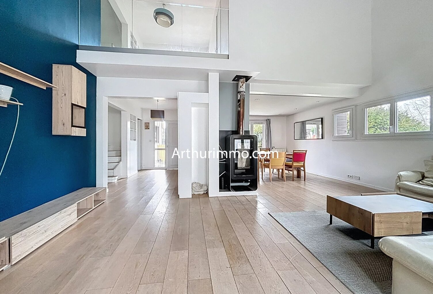 Maison 8 pièces à vendre — photo 1