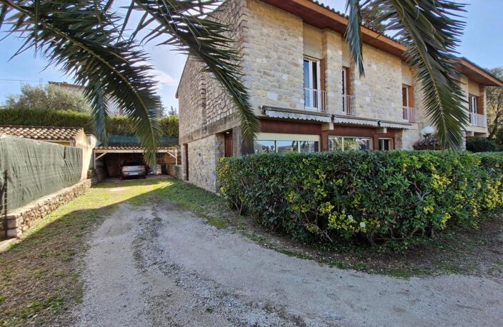 Vente maison 8 pièces 200 m² Toulon (83100) — photo 4