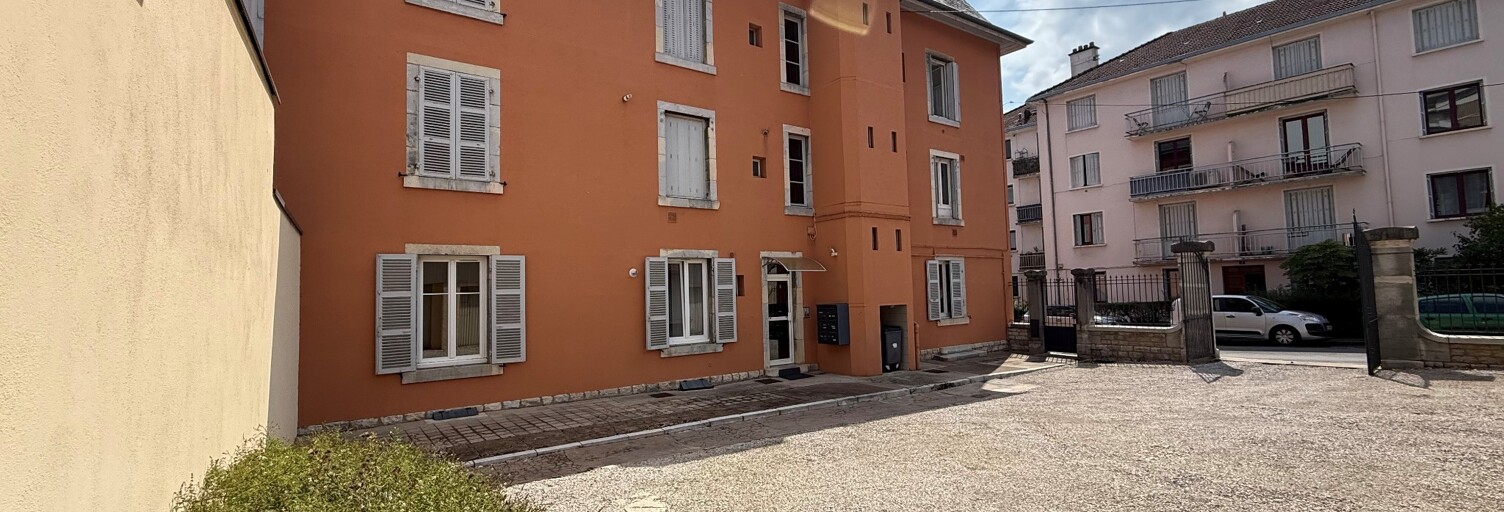Immeuble   m² à vendre à Besançon (25000)