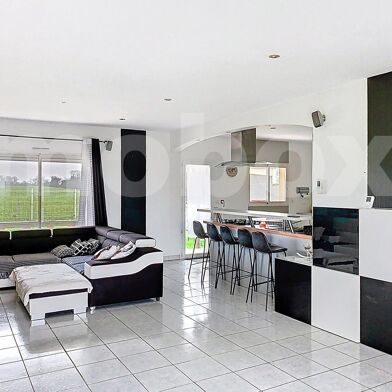 Maison 6 pièces 399990 €