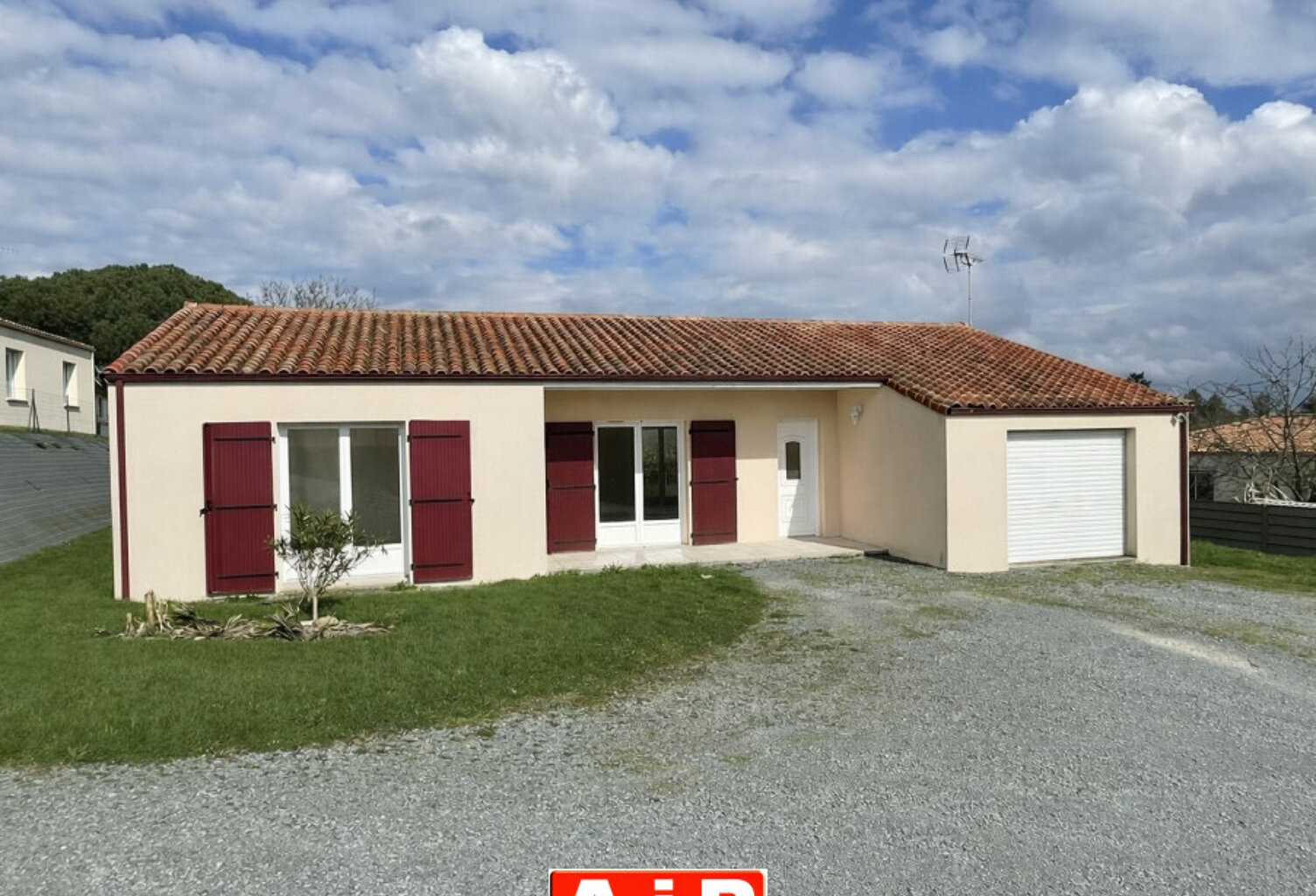 PLAIN PIED SEVREMONT — photo 1
