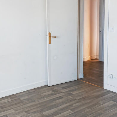 Appartement 3 pièces 46890 €