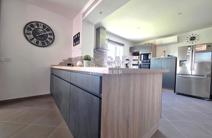 Villa -  3 chambres- jardin de 2000 m² - carpot — photo 4
