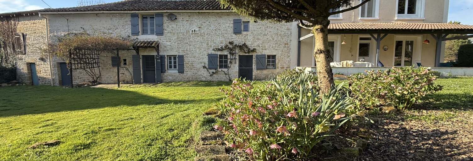 Maison 9 Pièces 225 m² à vendre à Melle (79500)