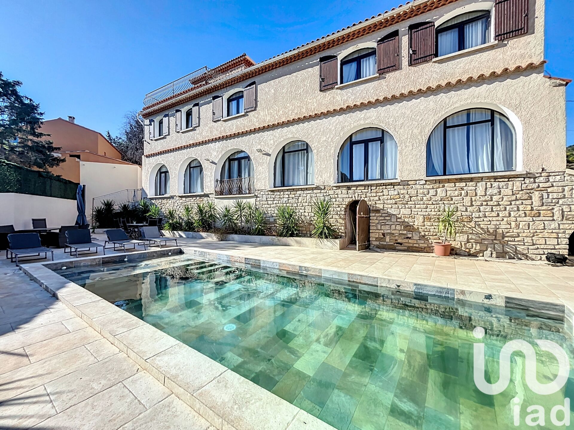 La ciotat - 388m² - 9p. - 6ch.