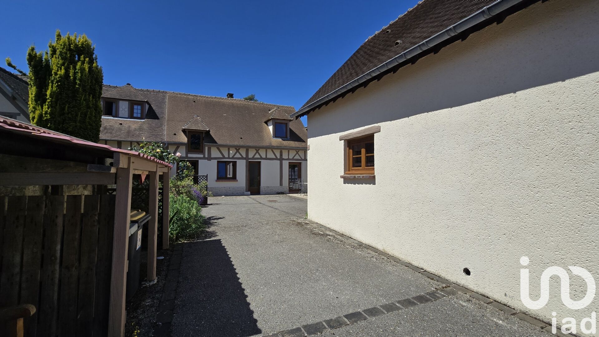 Vexin-Sur-Epte - 78m² - 4p. - 2ch.